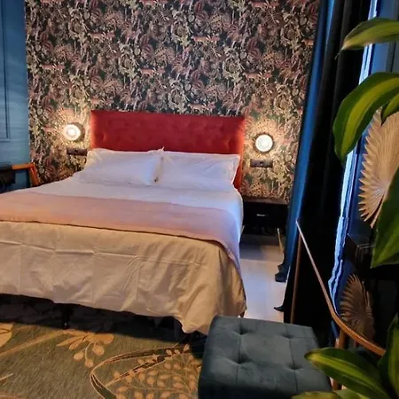 לינה וארוחת בוקר Boutique 4*